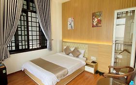 Gaki Hotel